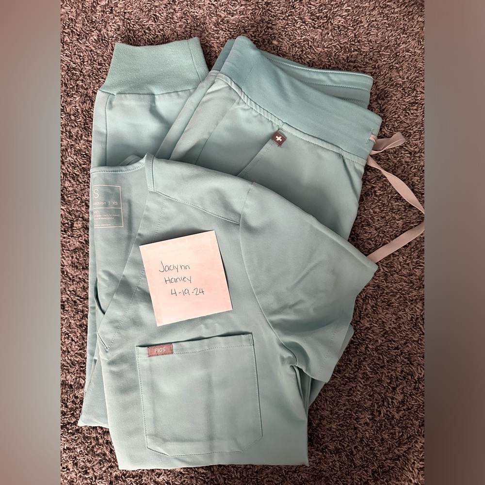 COPY - New without tags. Zamora joggers size XS and Catarina top  XS. Seaglass …